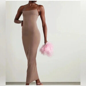 Skims Fits Everybody slip dress Color: umber New without tags